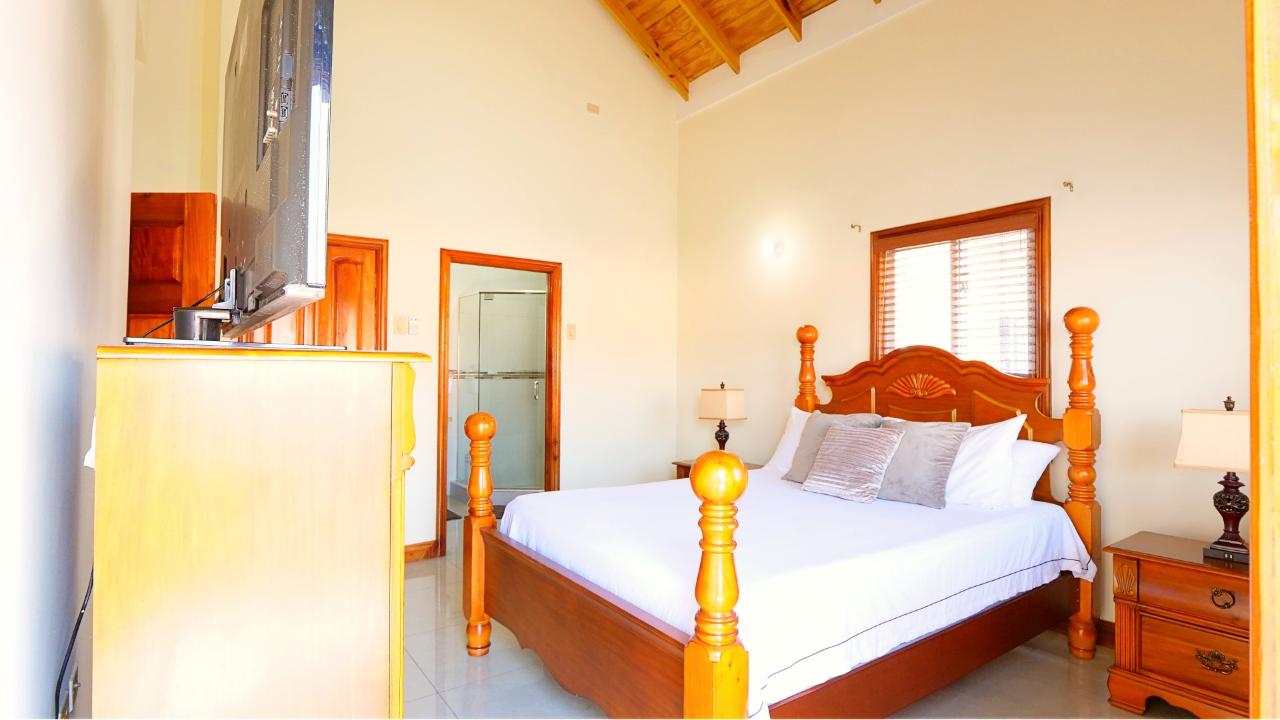 Fourteenth image of 15-7 Ottawa Avenue, Kingston 6 in Kingston 6, St. Andrew, Jamaica - property is For Rent