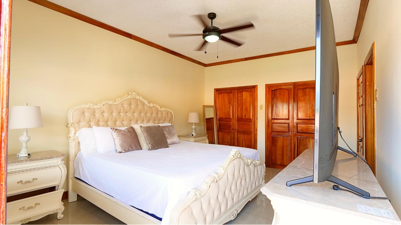 Seventeenth image of 15-7 Ottawa Avenue, Kingston 6 in Kingston 6, St. Andrew, Jamaica - property is For Rent