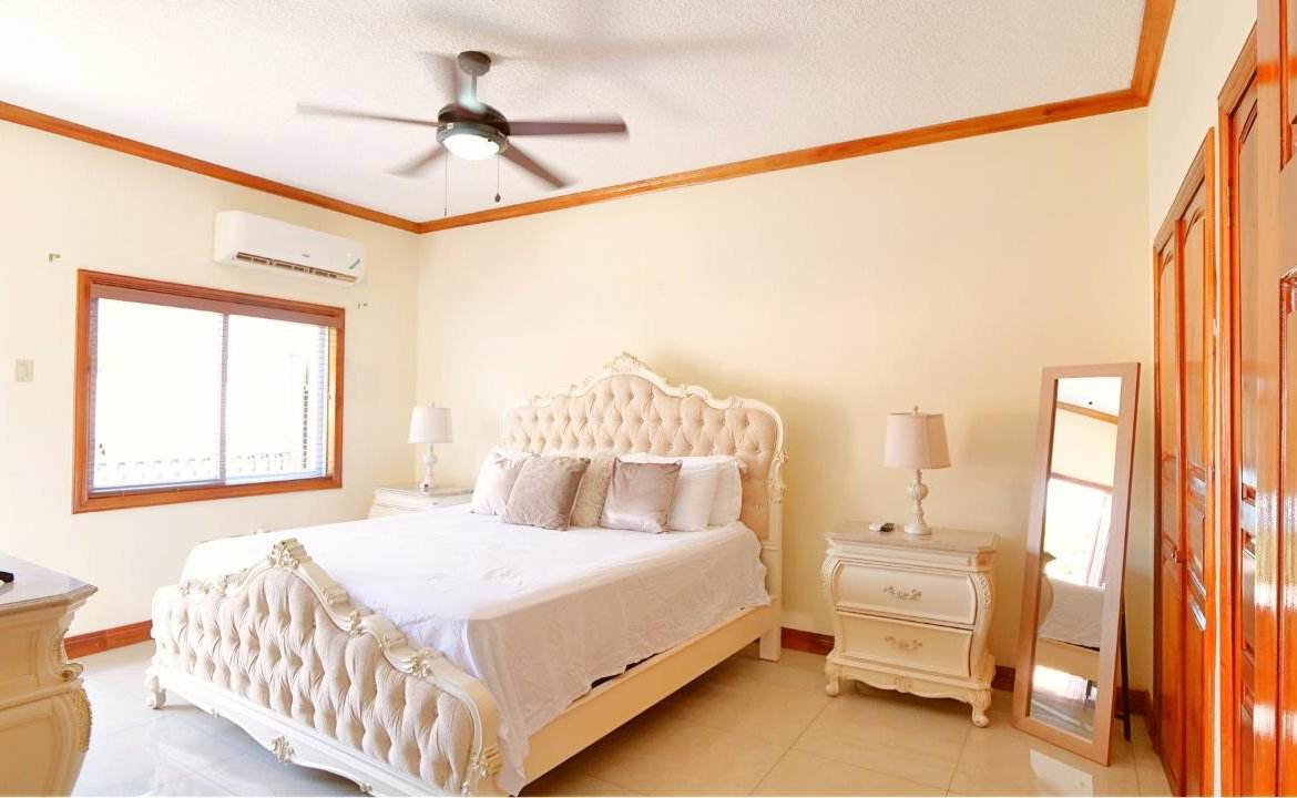 Eighteenth image of 15-7 Ottawa Avenue, Kingston 6 in Kingston 6, St. Andrew, Jamaica - property is For Rent