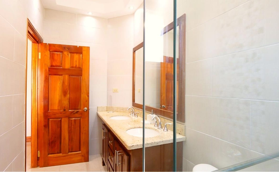 Twenty-First image of 15-7 Ottawa Avenue, Kingston 6 in Kingston 6, St. Andrew, Jamaica - property is For Rent