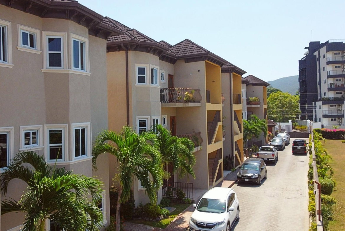 Sixth image of 31-7 Ottawa Avenue in Kingston 6, St. Andrew, Jamaica - property is For Rent