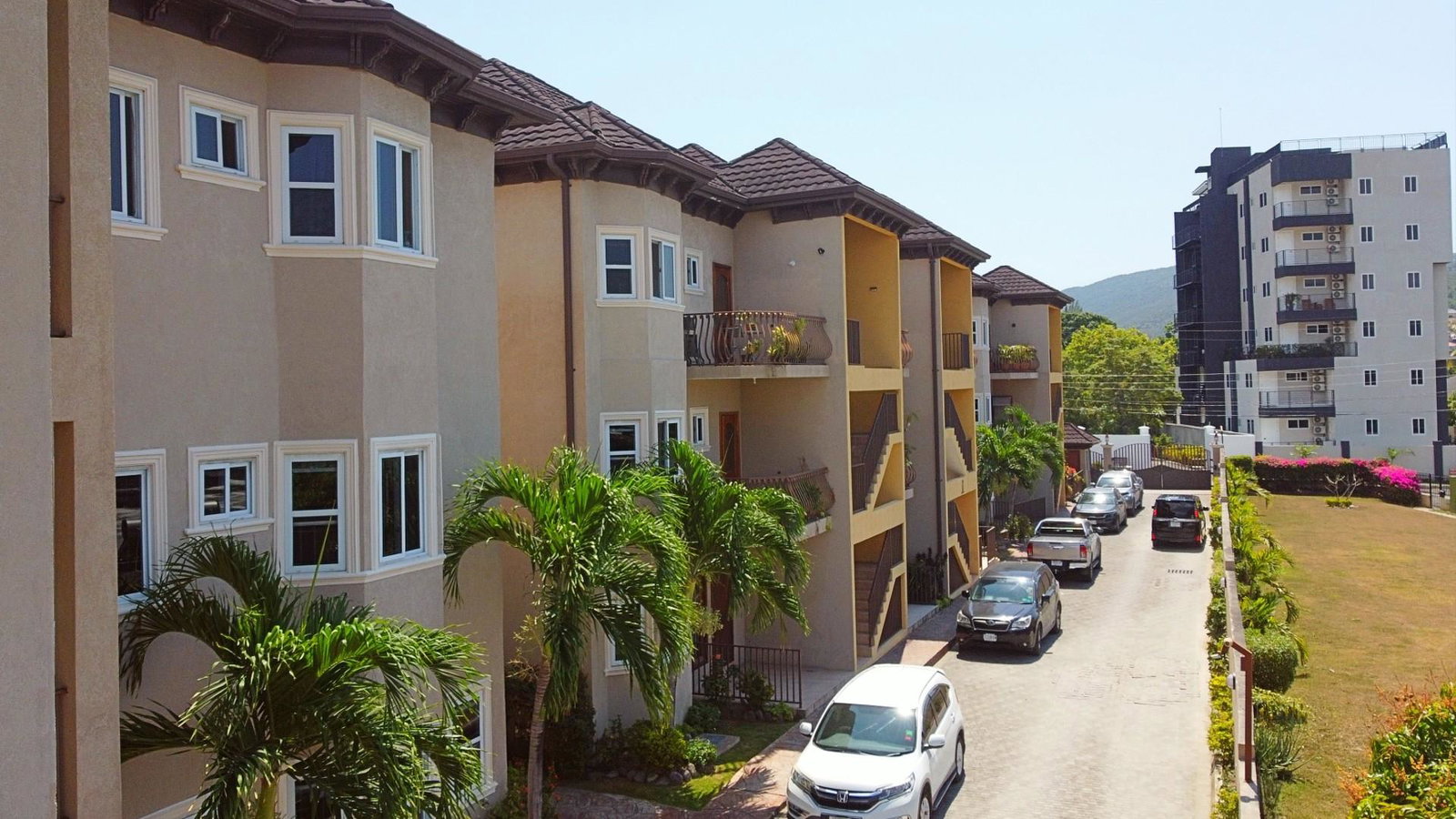 Sixth image of 31-7 Ottawa Avenue in Kingston 6, St. Andrew, Jamaica - property is For Rent