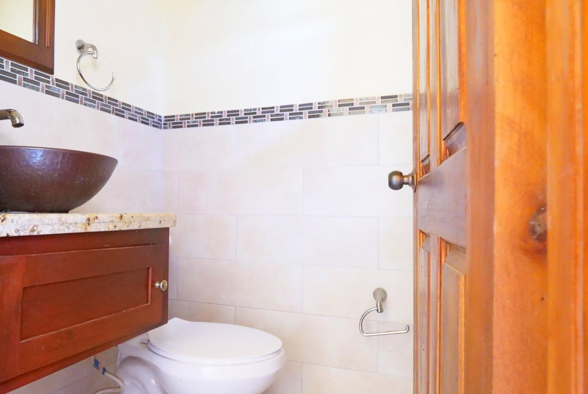 Twelfth image of 31-7 Ottawa Avenue in Kingston 6, St. Andrew, Jamaica - property is For Rent