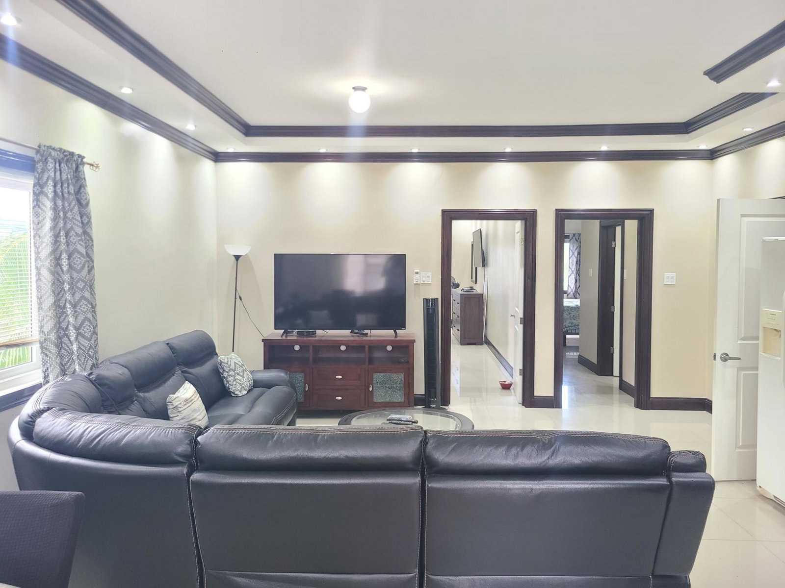 Fourth image of 17-21 Kings Drive, Kingston 6 in Kingston 6, St. Andrew, Jamaica - property is For Rent