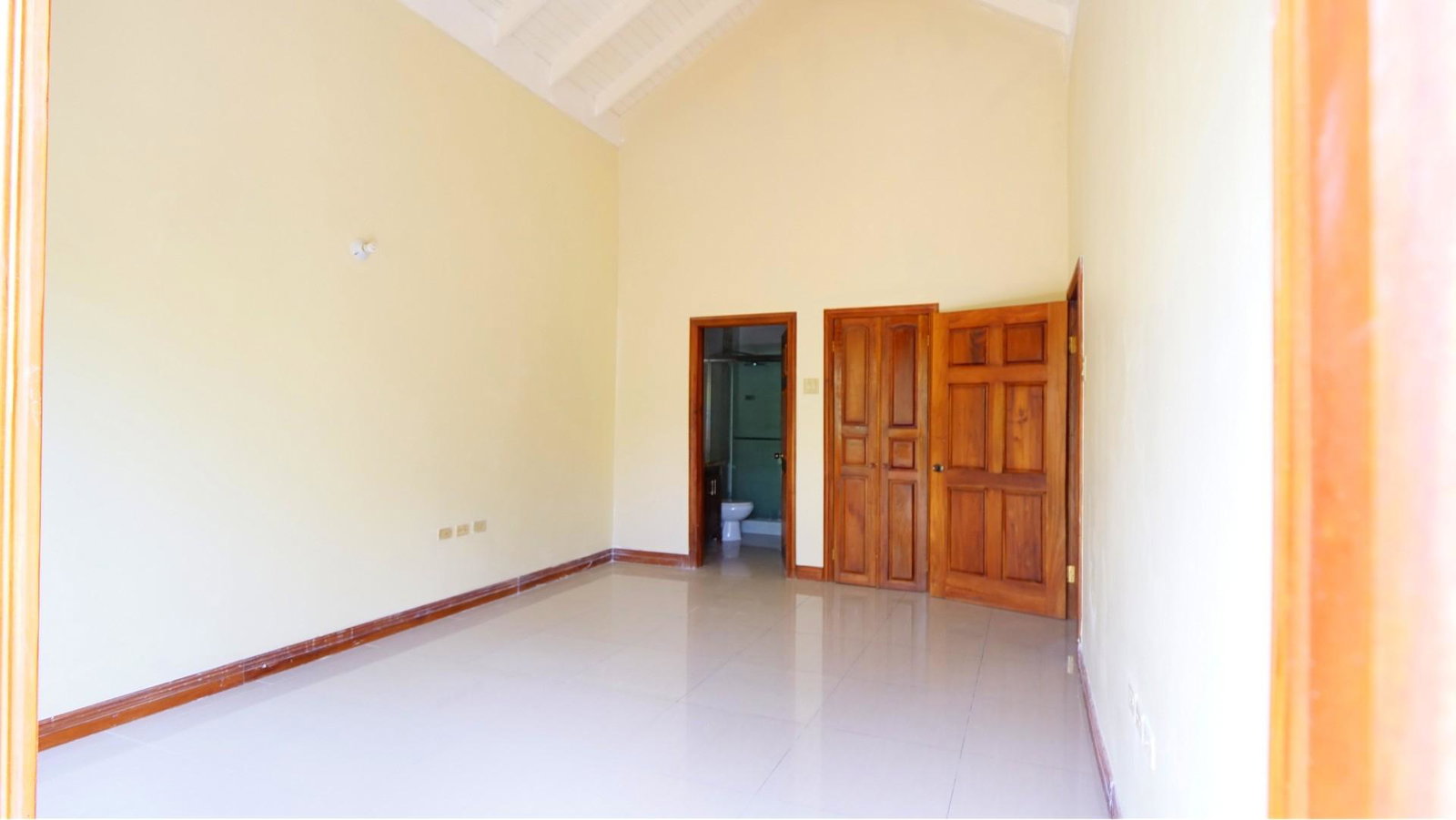 Seventeenth image of 31-7 Ottawa Avenue in Kingston 6, St. Andrew, Jamaica - property is For Rent