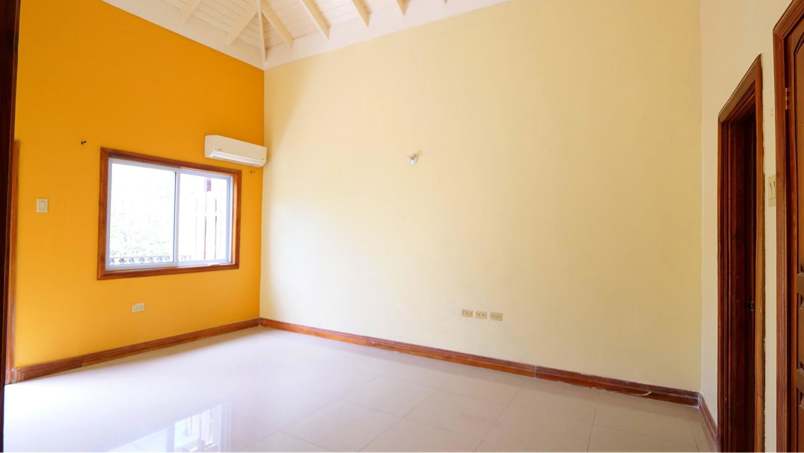 Eighteenth image of 31-7 Ottawa Avenue in Kingston 6, St. Andrew, Jamaica - property is For Rent