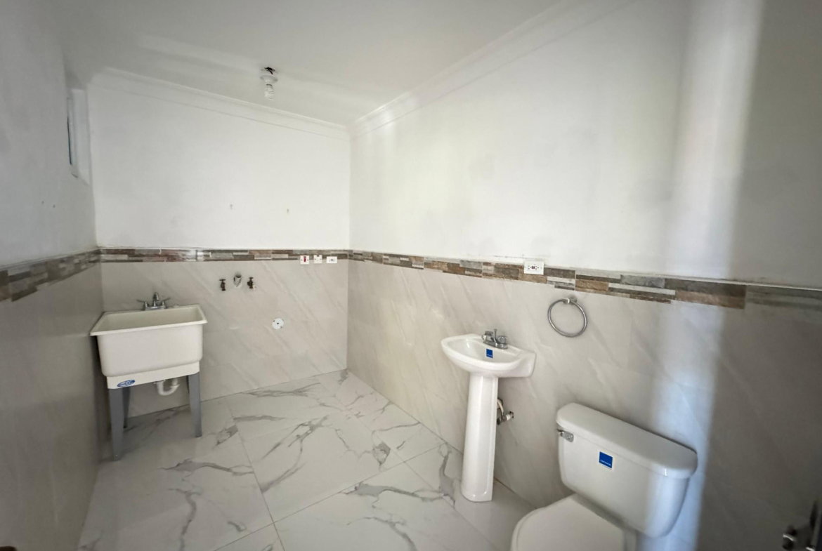 Eighth image of 8-4 Ravinia in Kingston 6, St. Andrew, Jamaica - property is For Rent