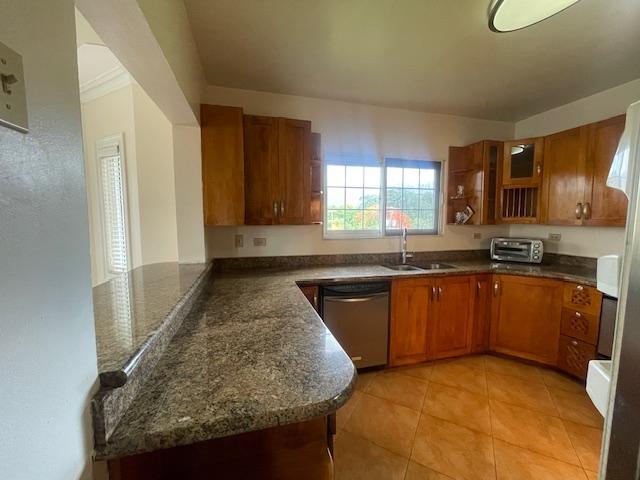 Sixth image of 28-12 Seaview Avenue in Kingston 6, St. Andrew, Jamaica - property is For Rent