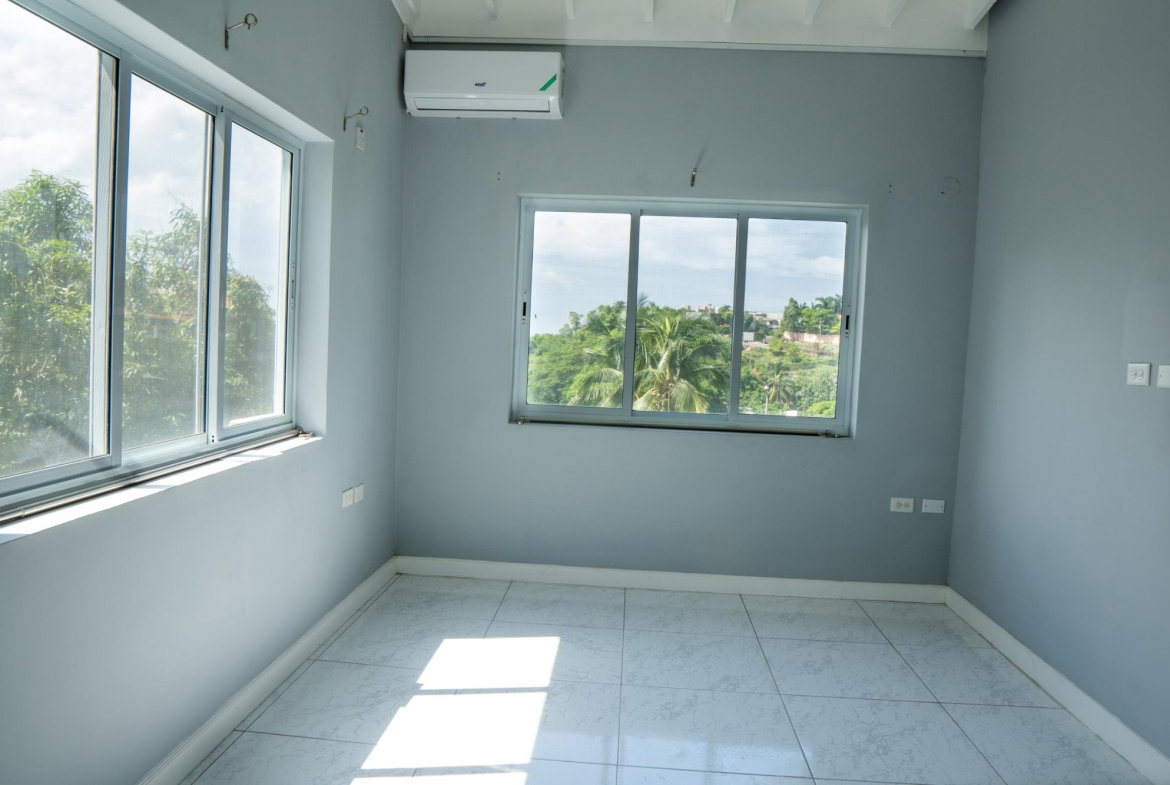 Thirteenth image of 8-48 Portview Road, Kingston 8 in Kingston 8, St. Andrew, Jamaica - property is For Rent