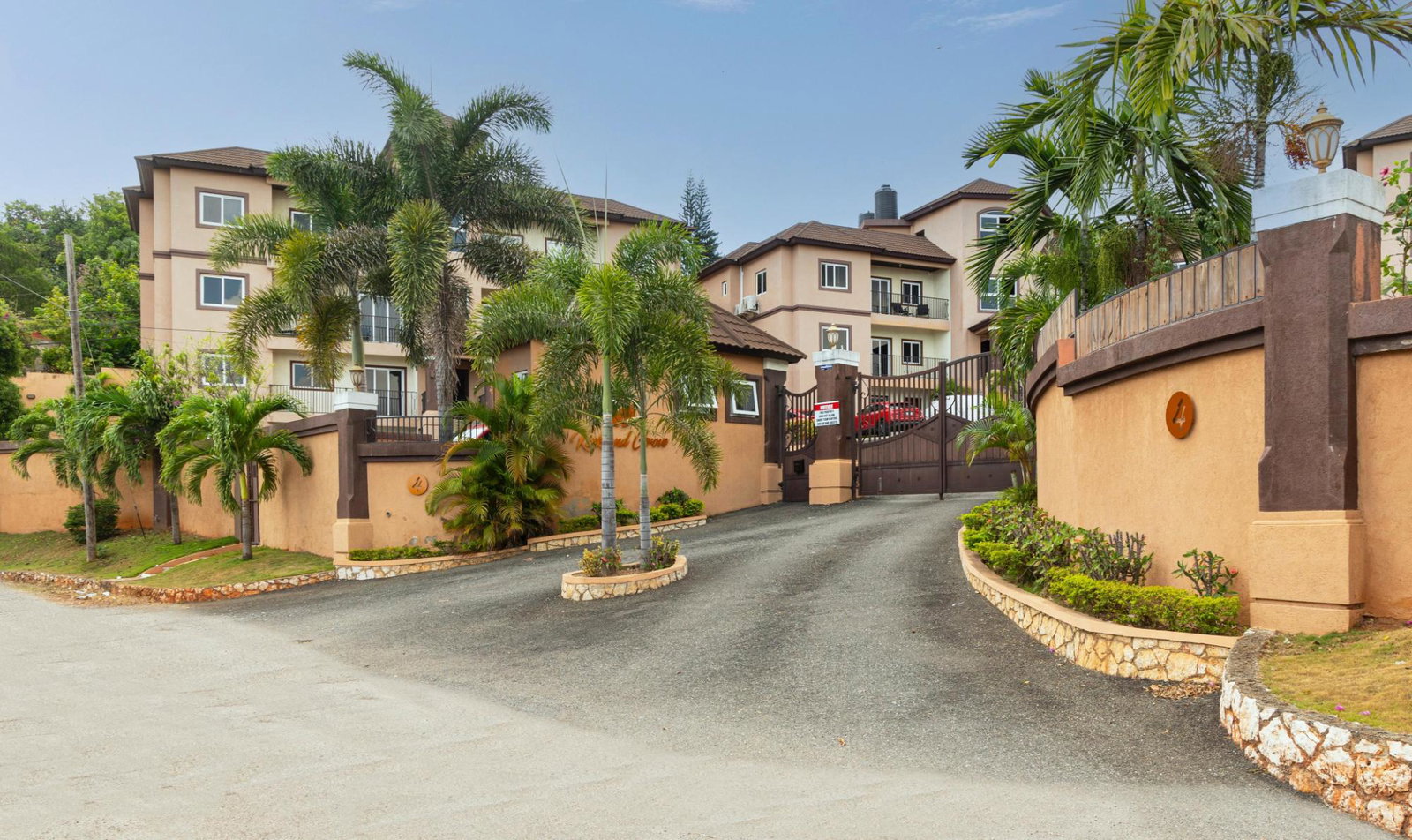 Eleventh image of 14-4 West Kirkland Heights, ki in KINGSTON, Kingston, Jamaica - property is For Rent