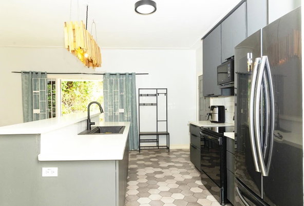 Fifth image of 4 Grosvenor Terrace, Kingst in KINGSTON, Kingston, Jamaica - property is For Rent