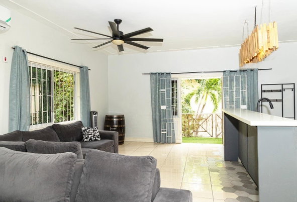 Tenth image of 4 Grosvenor Terrace, Kingst in KINGSTON, Kingston, Jamaica - property is For Rent