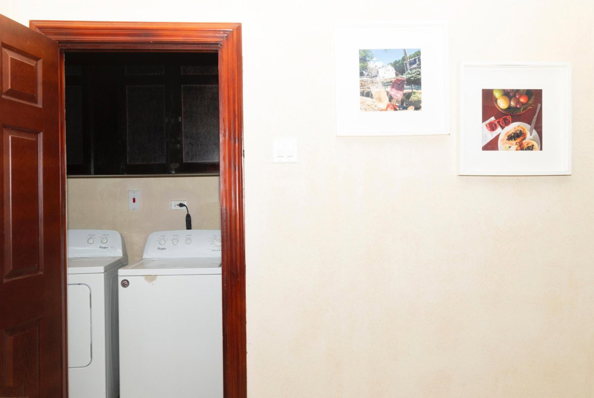 Seventh image of 14-4 West Kirkland Heights, ki in KINGSTON, Kingston, Jamaica - property is For Rent