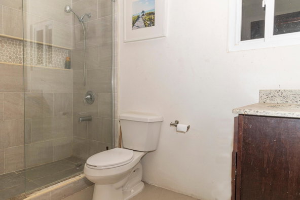 Ninth image of 14-4 West Kirkland Heights, ki in KINGSTON, Kingston, Jamaica - property is For Rent
