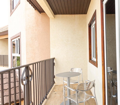 Tenth image of 14-4 West Kirkland Heights, ki in KINGSTON, Kingston, Jamaica - property is For Rent