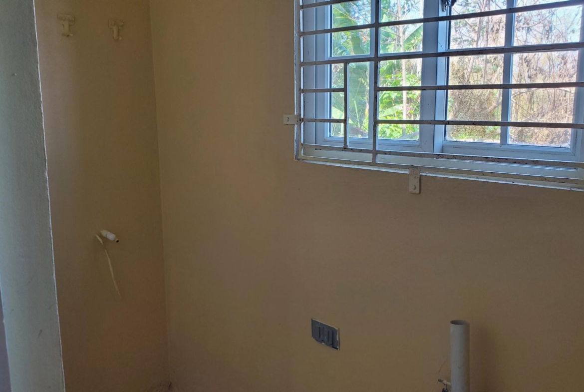 Ninth image of 16 Armour Close, Sherbourne in Sherbourne Heights, St. Andrew, Jamaica - property is For Rent
