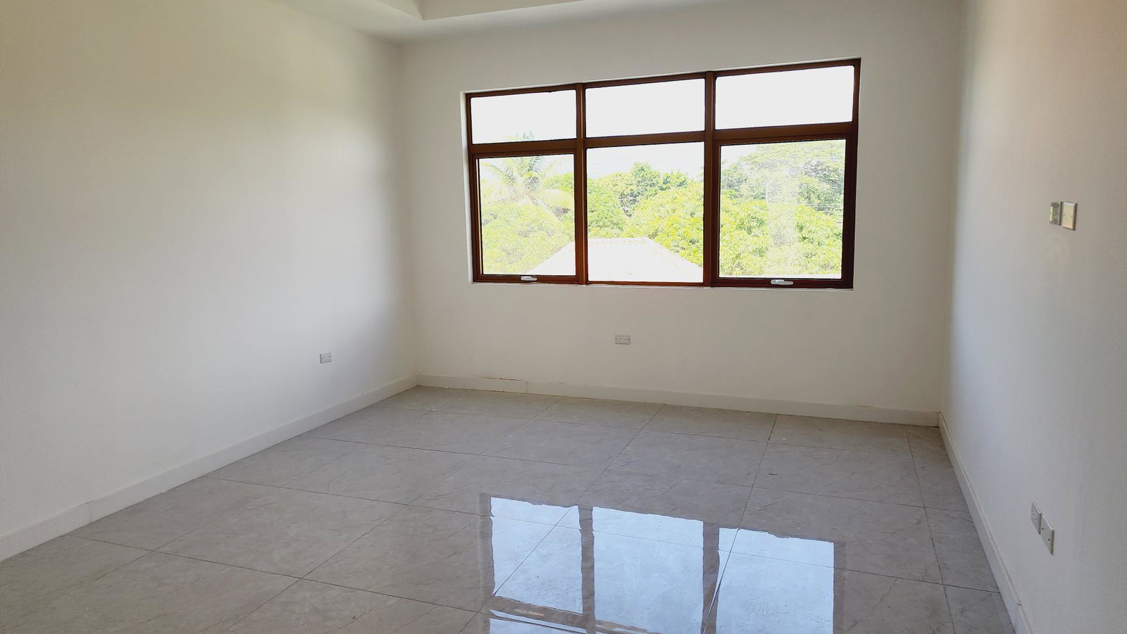 Sixteenth image of 6-30 Wellington Drive in Kingston 6, St. Andrew, Jamaica - property is For Rent