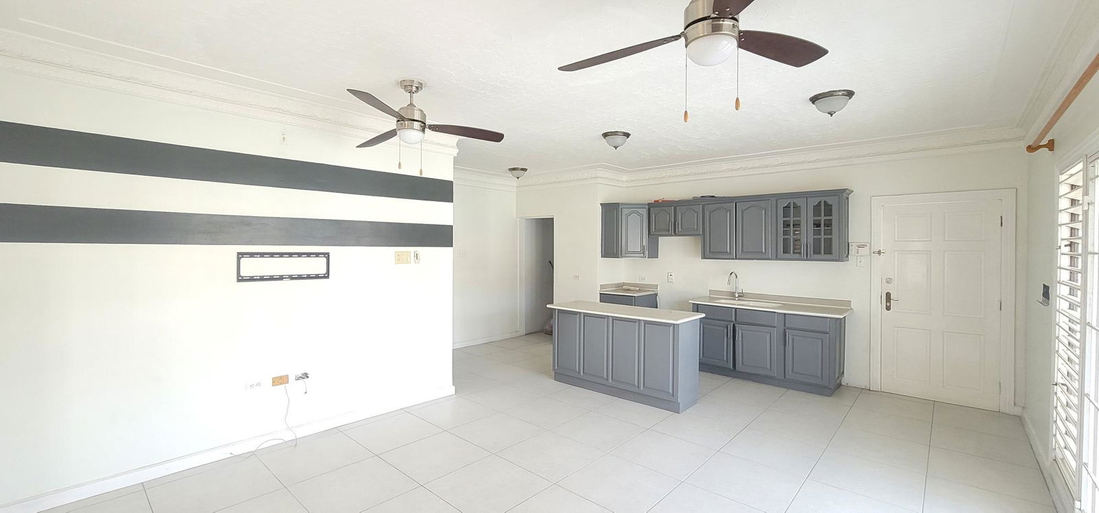 Fifth image of 16-7 Seaview Avenue in Kingston 6, St. Andrew, Jamaica - property is For Sale
