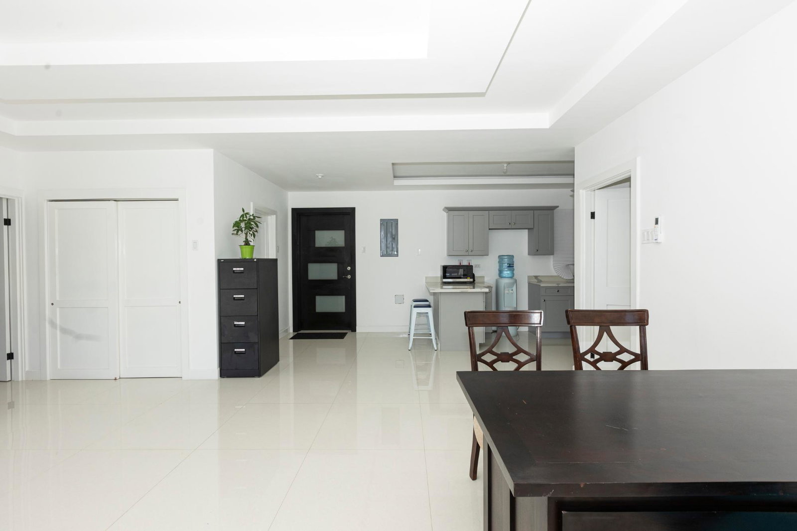 Ninth image of 304-22a East Kings House Road in Kingston 6, St. Andrew, Jamaica - property is For Sale