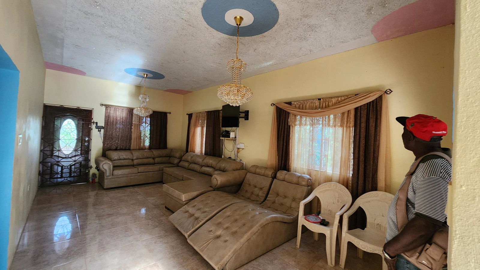 Spacious-2-Bedroom-Family-Home-for-Sale-in-St.-Catherine-Jamaica Second image of Lot-1 Dark Hole in St. Johns Heights, St. Catherine, Jamaica - property is For Sale