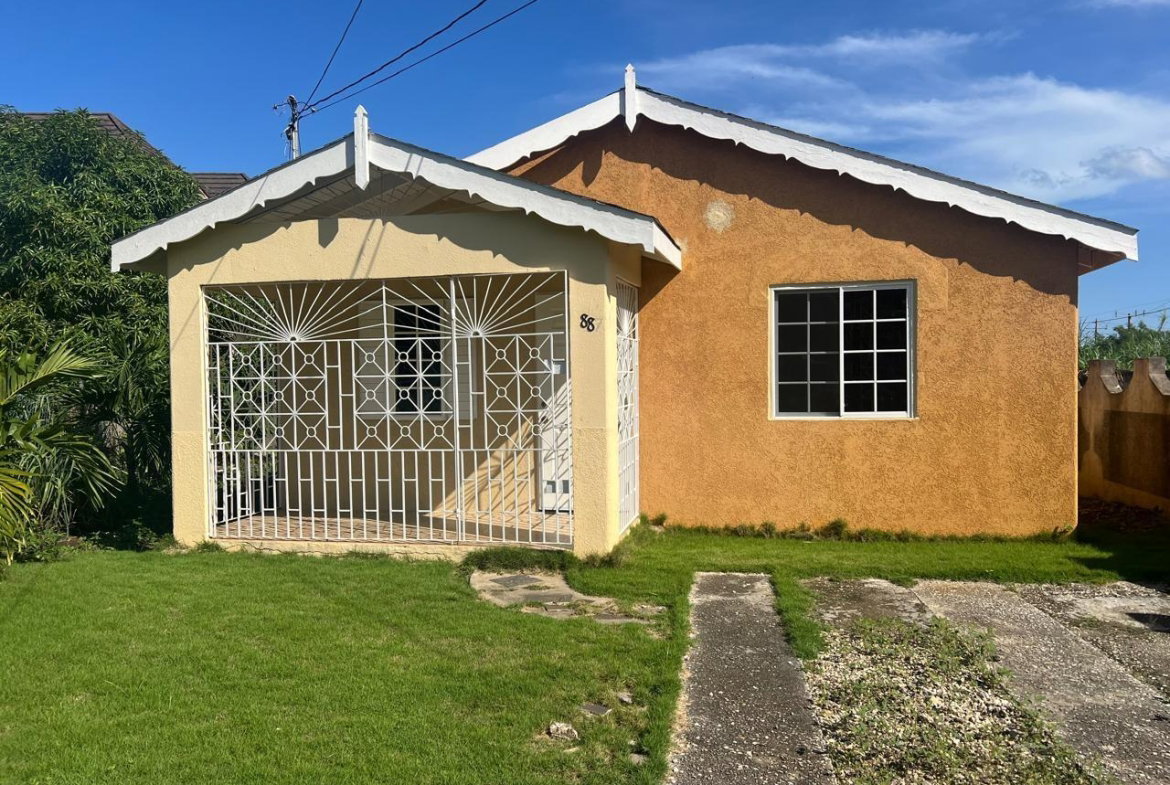 First image of 887 Bogue Village, Agua Place in Bogue Village, St. James, Jamaica - property is For Rent