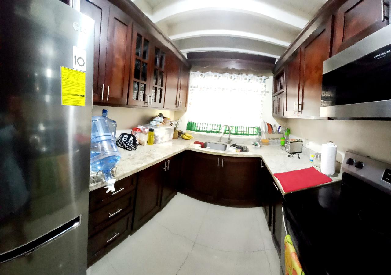 Fourth image of 5 Kingsway in Kingston 10, St. Andrew, Jamaica - property is For Rent