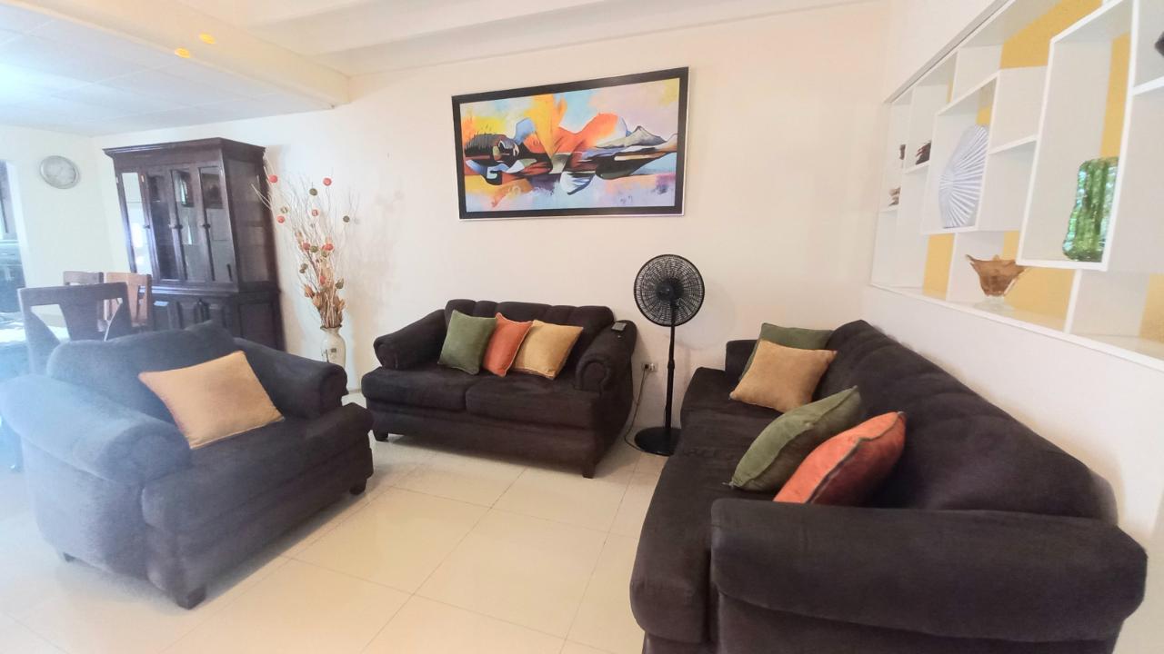 Sixth image of 5 Kingsway in Kingston 10, St. Andrew, Jamaica - property is For Rent
