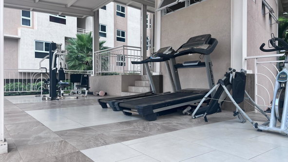 Thirteenth image of 2b- Stanley Terrace, Kingston in Kingston 19, St. Andrew, Jamaica - property is For Rent
