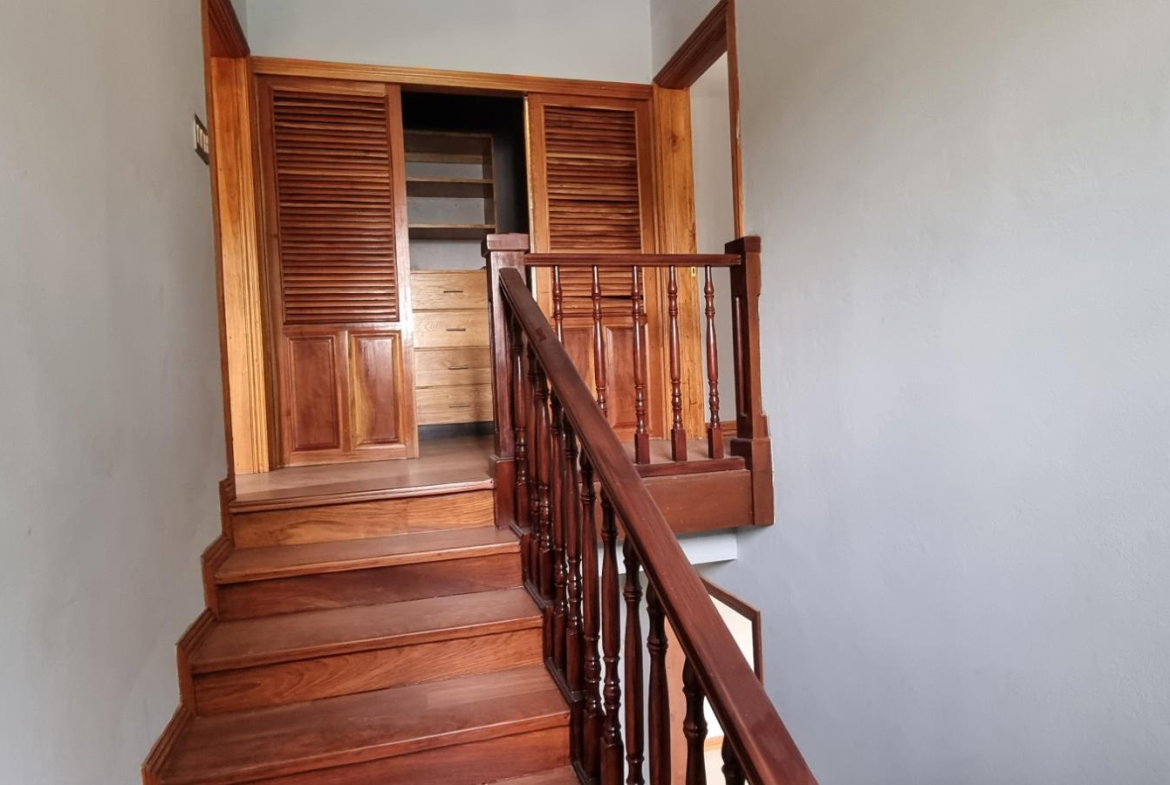 Eleventh image of 1-9a Liguanea Avenue in Kingston 6, St. Andrew, Jamaica - property is For Rent