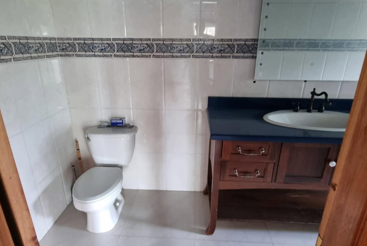 Sixteenth image of 1-9a Liguanea Avenue in Kingston 6, St. Andrew, Jamaica - property is For Rent