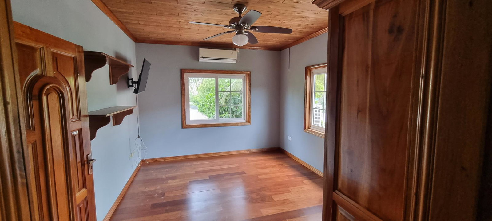 Spacious-2-Bedroom-Townhouse-for-Rent-in-St.-Andrew-Jamaica Twenty-First image of 1-9a Liguanea Avenue in Kingston 6, St. Andrew, Jamaica - property is For Rent