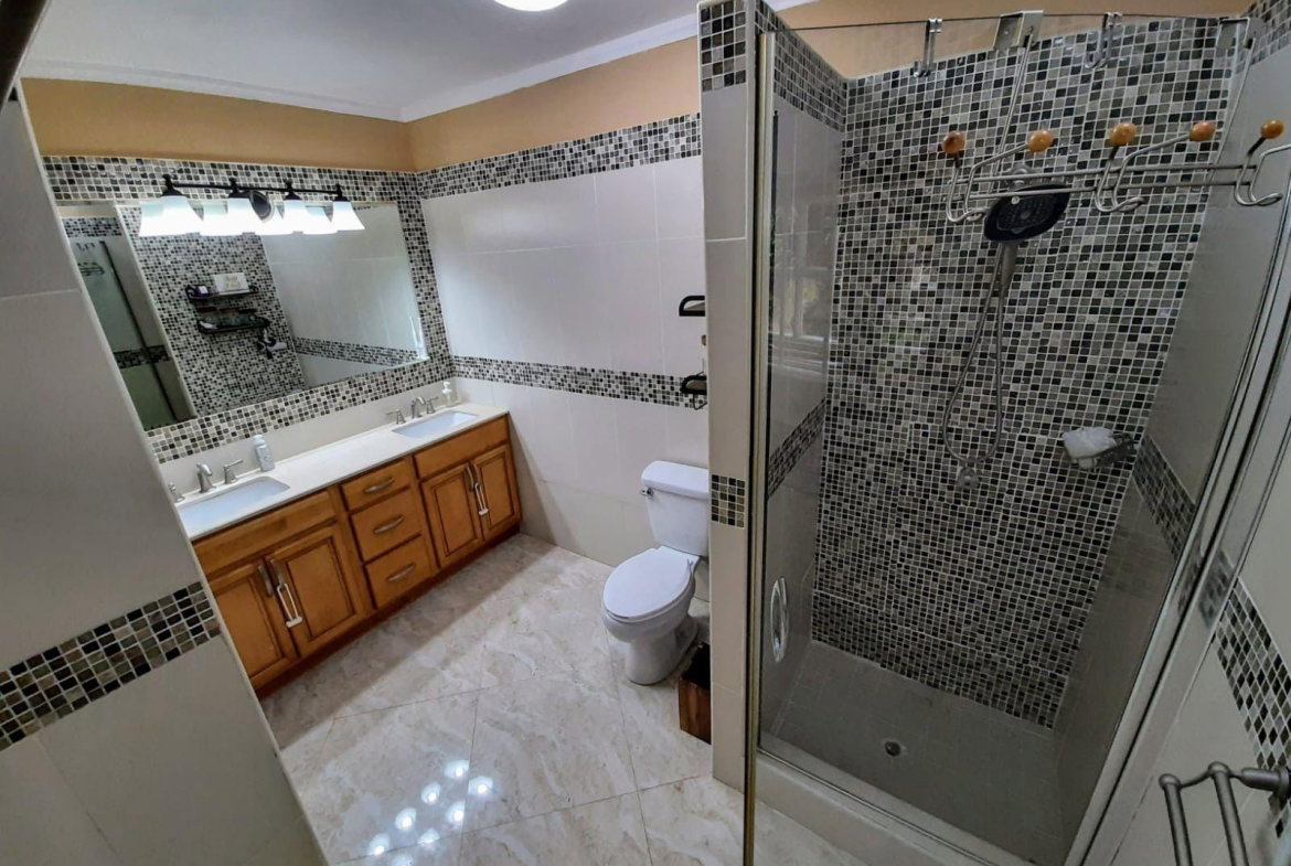 Eleventh image of Apt 5-1 Cherry Hill Drive in Cherry Gardens, St. Andrew, Jamaica - property is For Sale
