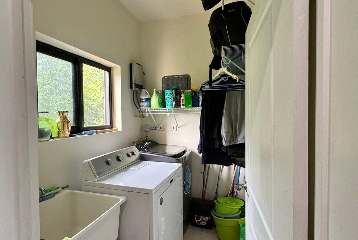 Seventeenth image of 7-36 West Bellevue Dr, Kgn 19 in Kingston 19, St. Andrew, Jamaica - property is For Rent