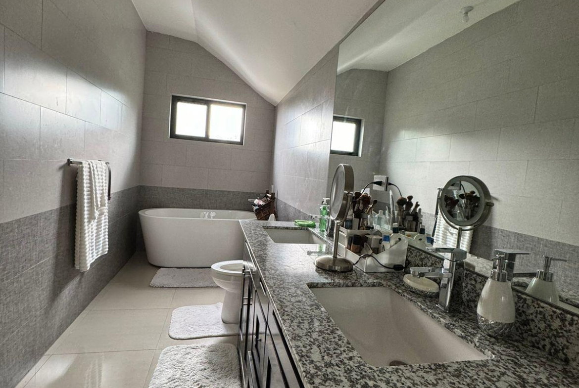 Third image of 7-36 West Bellevue Dr, Kgn 19 in Kingston 19, St. Andrew, Jamaica - property is For Rent