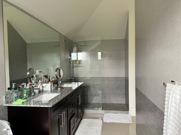 Sixth image of 7-36 West Bellevue Dr, Kgn 19 in Kingston 19, St. Andrew, Jamaica - property is For Rent