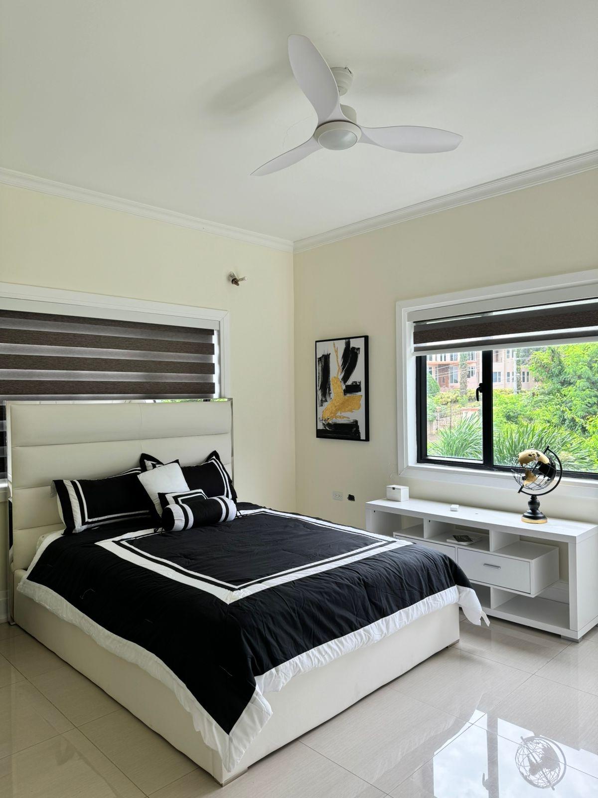 Seventh image of 7-36 West Bellevue Dr, Kgn 19 in Kingston 19, St. Andrew, Jamaica - property is For Rent