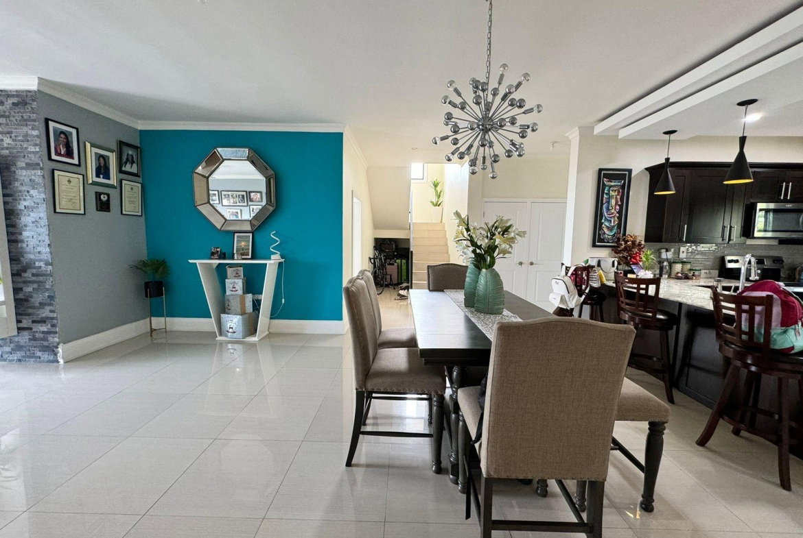 Ninth image of 7-36 West Bellevue Dr, Kgn 19 in Kingston 19, St. Andrew, Jamaica - property is For Rent