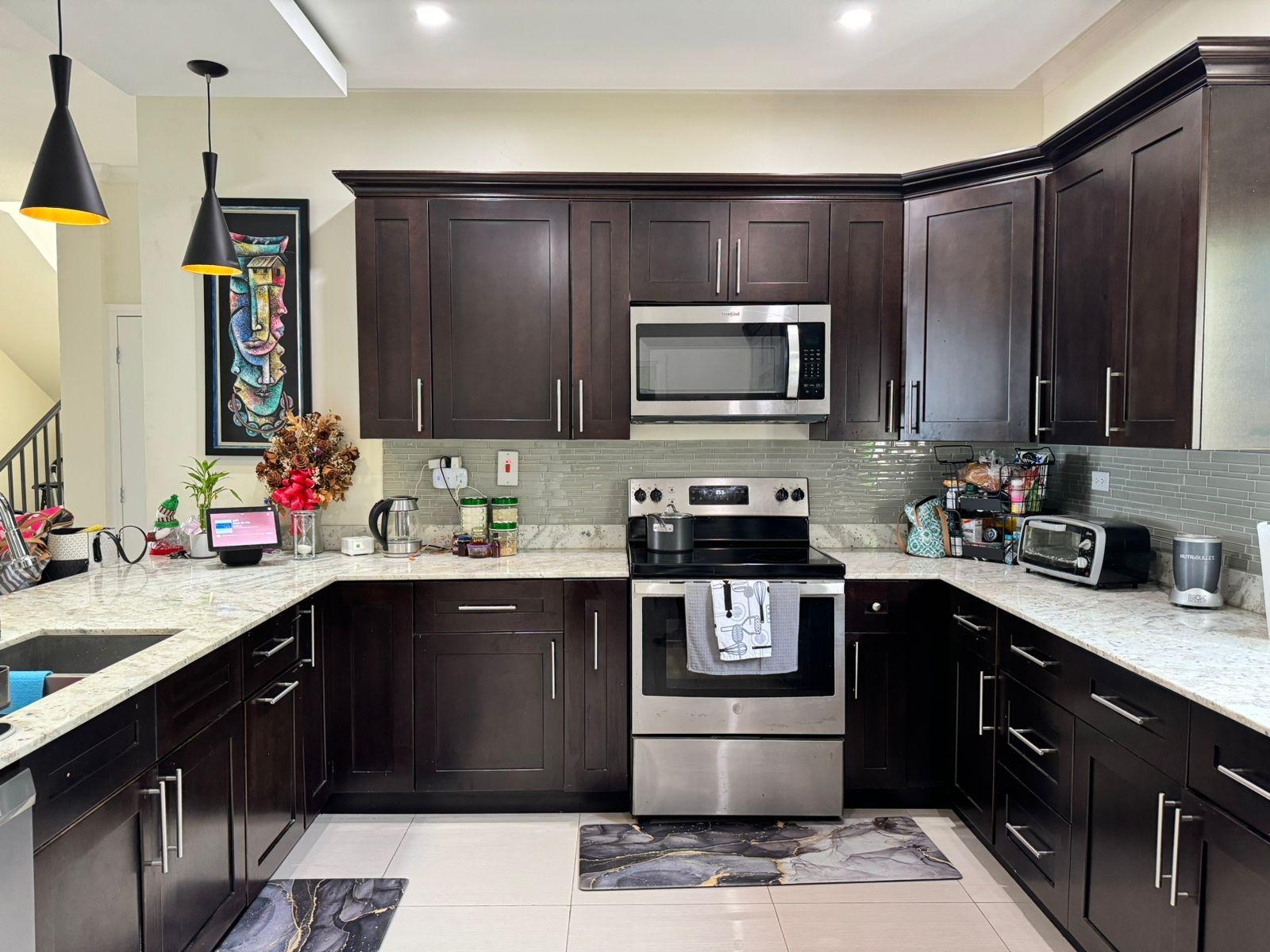 Tenth image of 7-36 West Bellevue Dr, Kgn 19 in Kingston 19, St. Andrew, Jamaica - property is For Rent