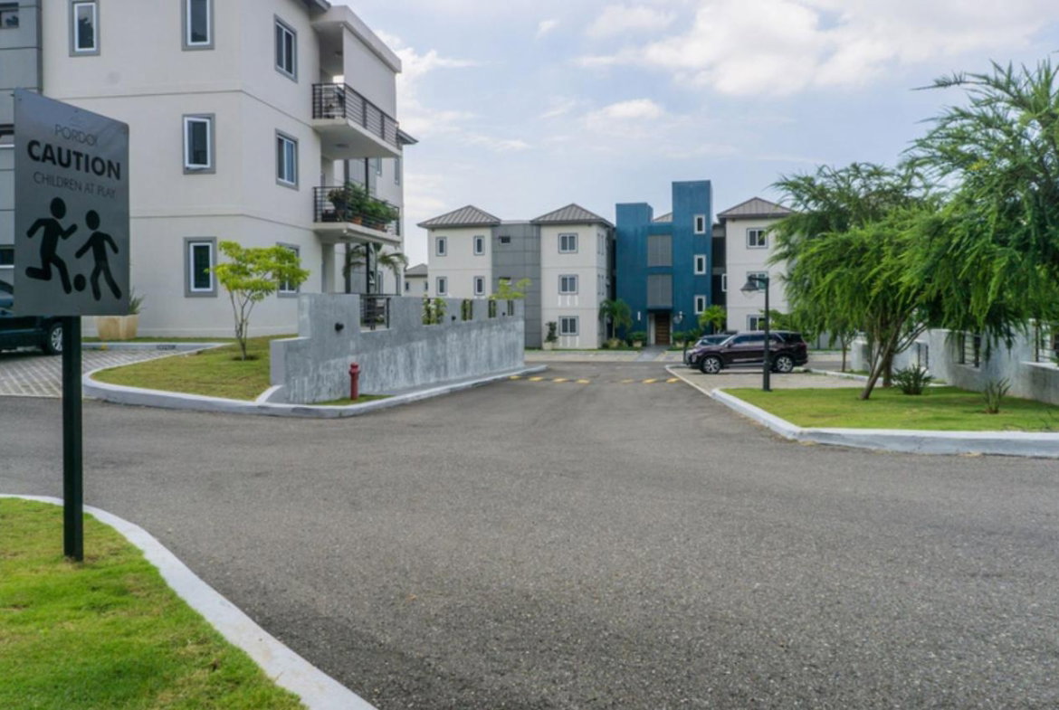 Eleventh image of 42b-16 Garden Close in Kingston 8, St. Andrew, Jamaica - property is For Rent
