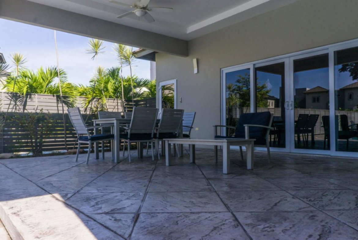 Nineteenth image of 42b-16 Garden Close in Kingston 8, St. Andrew, Jamaica - property is For Rent