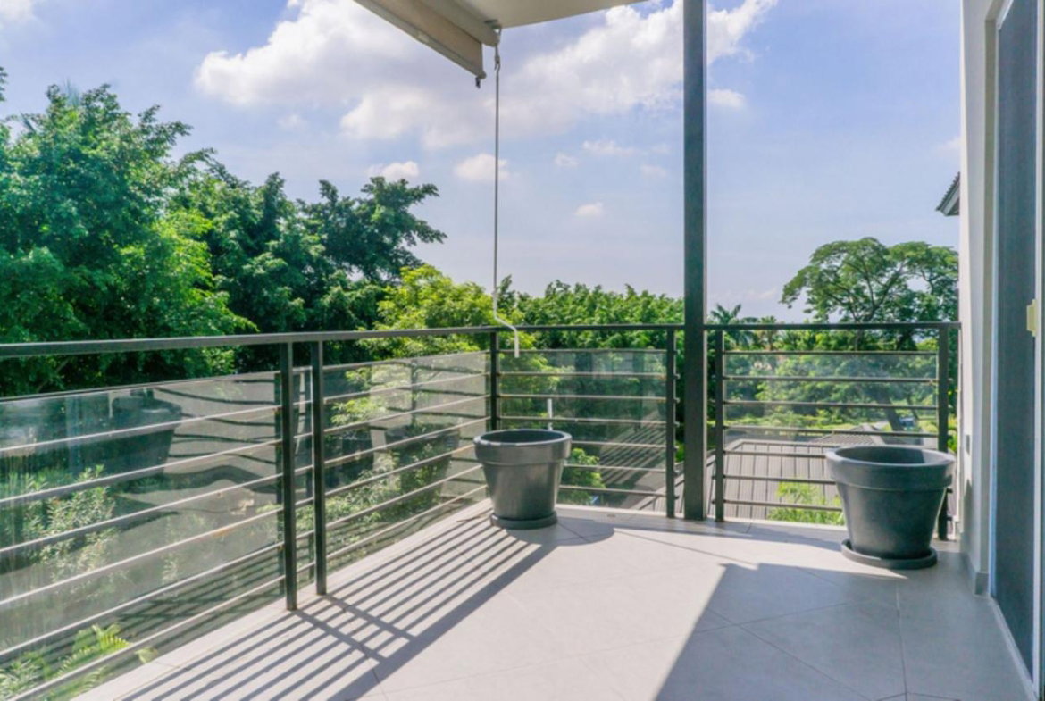Fourth image of 42b-16 Garden Close in Kingston 8, St. Andrew, Jamaica - property is For Rent