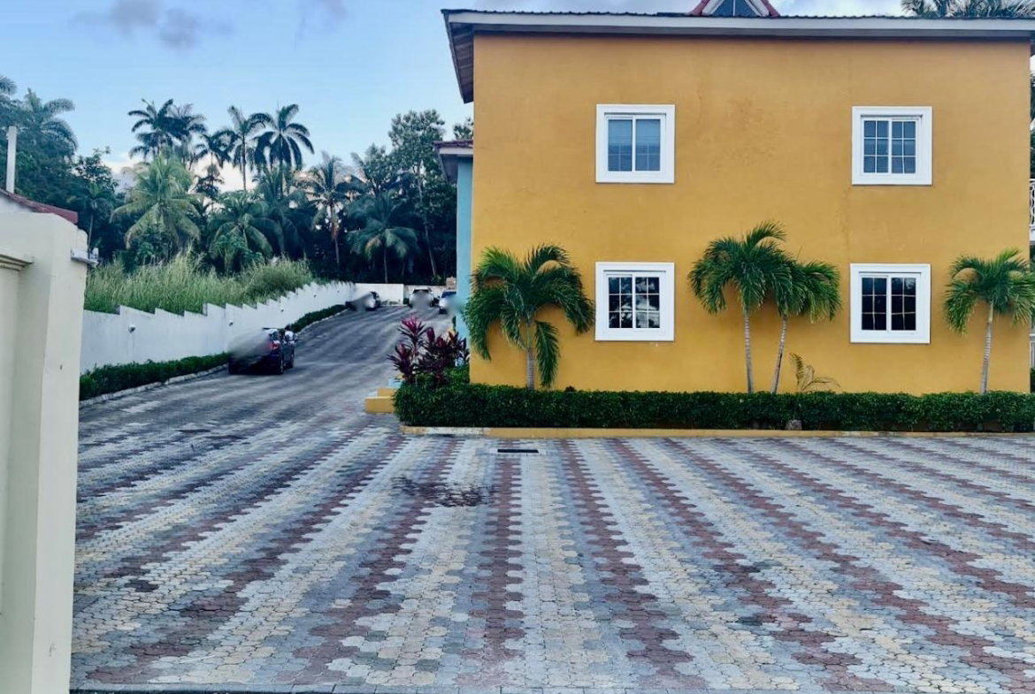 Third image of 11- Reading Manor in Reading, St. James, Jamaica - property is For Sale