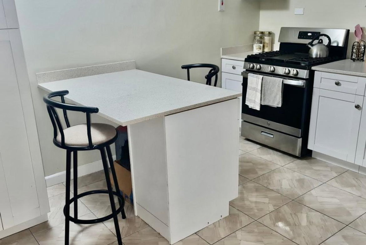 Eighth image of 11- Reading Manor in Reading, St. James, Jamaica - property is For Sale