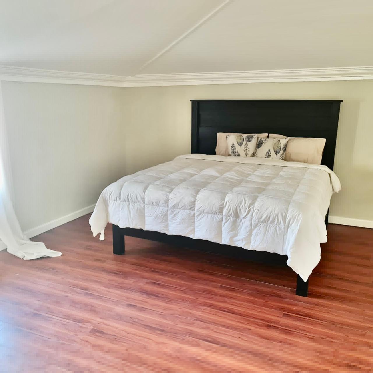 Spacious-3-Bedroom-Apartment-for-Sale-in-Reading-Manor-St.-James Tenth image of 11- Reading Manor in Reading, St. James, Jamaica - property is For Sale