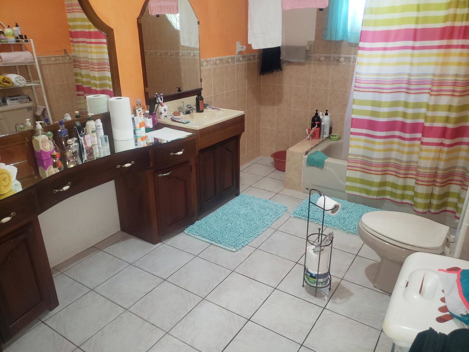 Spacious-3-Bedroom-Home-with-Fruit-Trees-in-Manchester-Jamaica Fourteenth image of Ellen Street in Ellen Street, Manchester, Jamaica - property is For Sale