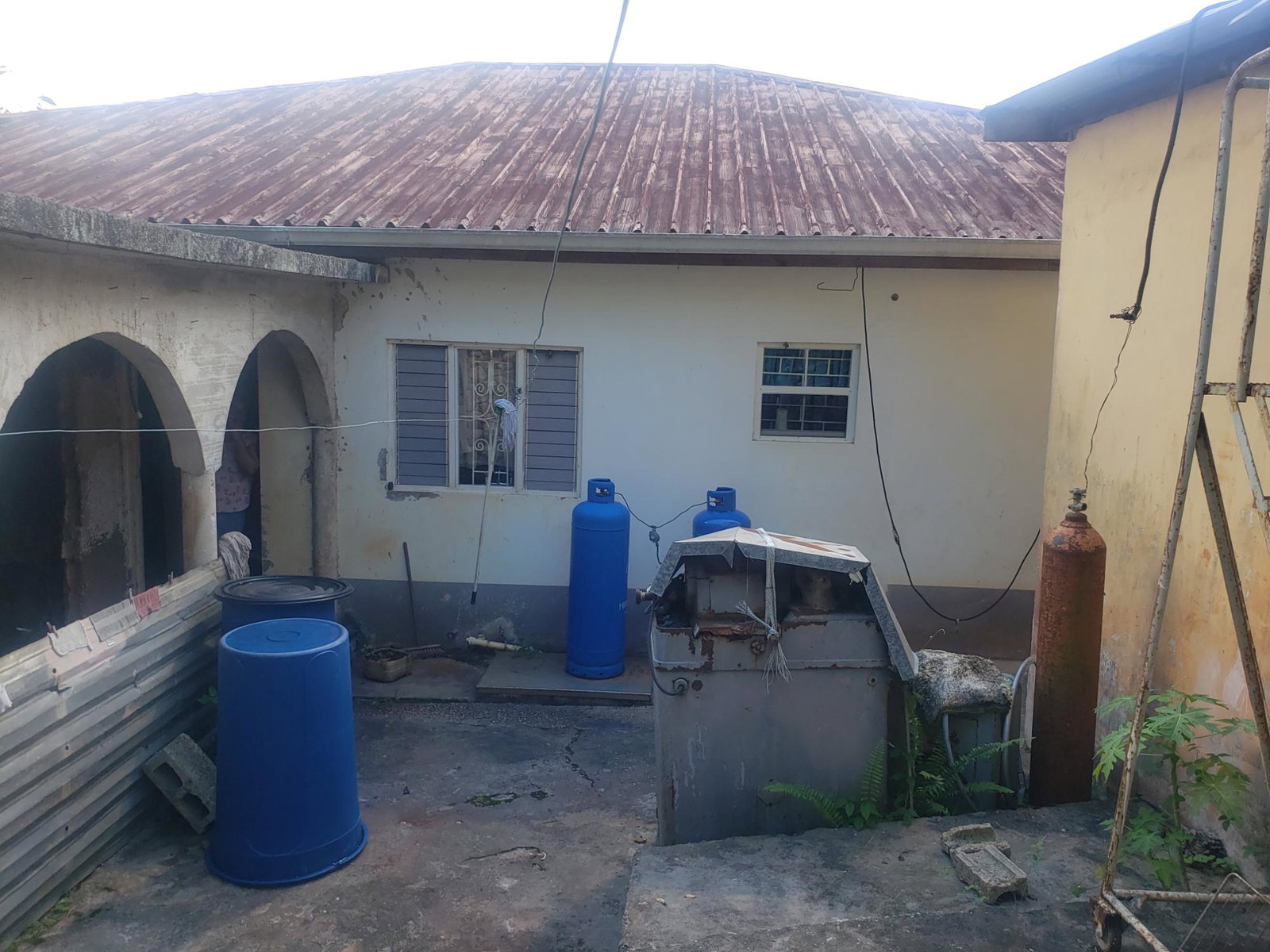 Spacious-3-Bedroom-Home-with-Fruit-Trees-in-Manchester-Jamaica Third image of Ellen Street in Ellen Street, Manchester, Jamaica - property is For Sale