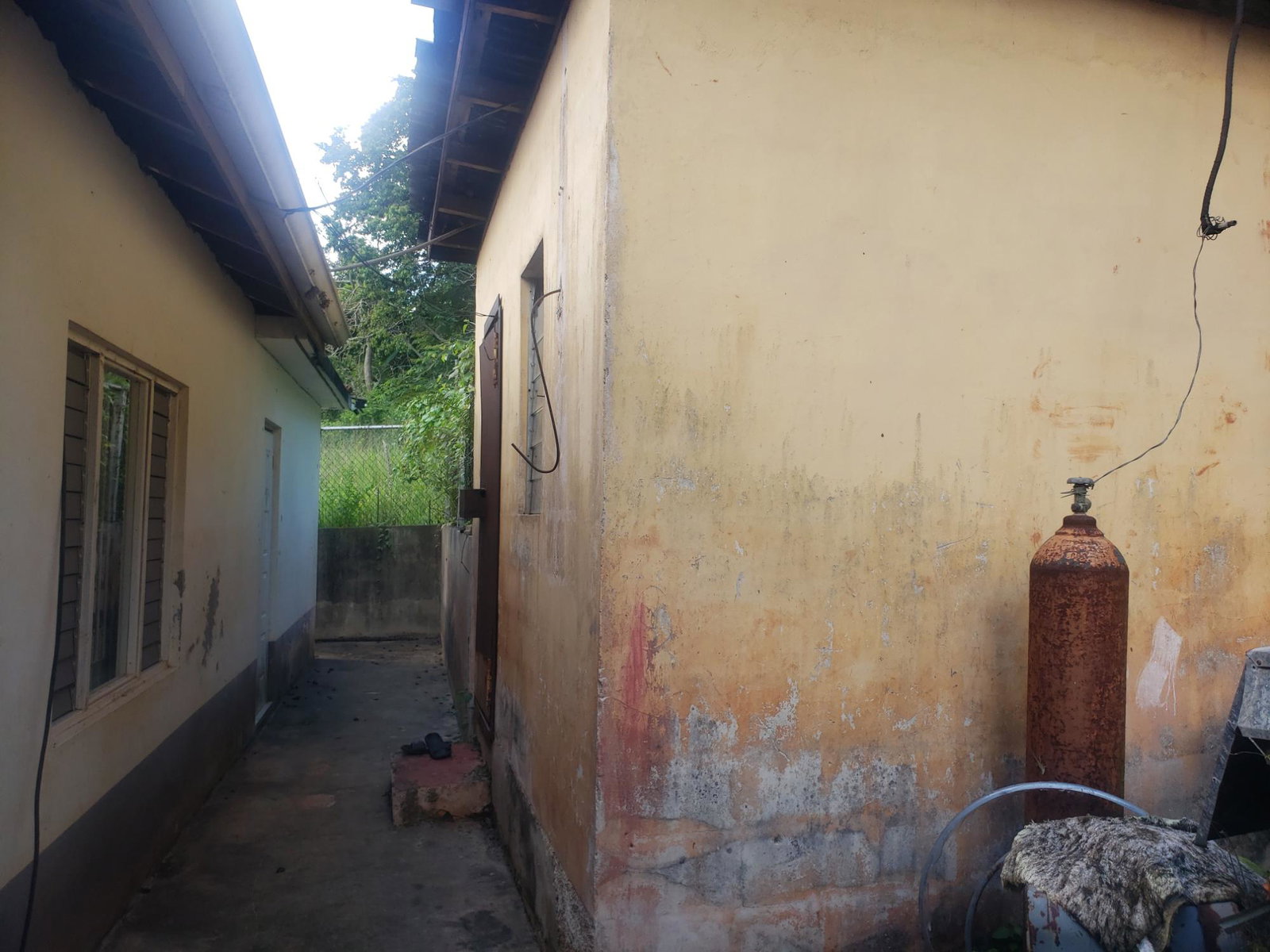 Spacious-3-Bedroom-Home-with-Fruit-Trees-in-Manchester-Jamaica Sixth image of Ellen Street in Ellen Street, Manchester, Jamaica - property is For Sale