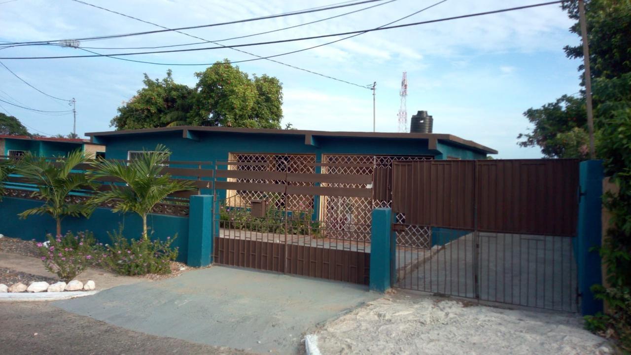 Fourteenth image of 4 Delido Crescent in Ensom City, St. Catherine, Jamaica - property is For Rent