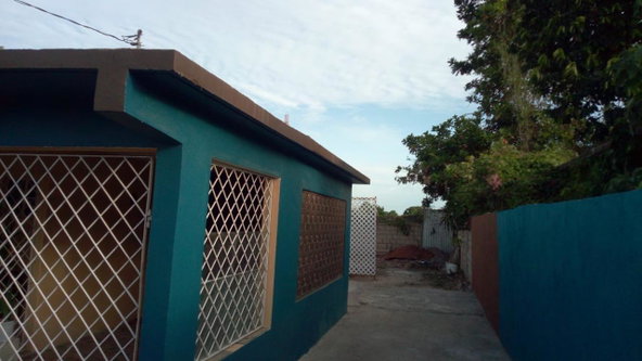 Sixteenth image of 4 Delido Crescent in Ensom City, St. Catherine, Jamaica - property is For Rent