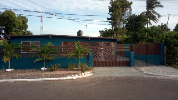 First image of 4 Delido Crescent in Ensom City, St. Catherine, Jamaica - property is For Rent